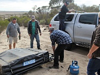 Wiskey Girl loses their roof top tent in the Big Desert