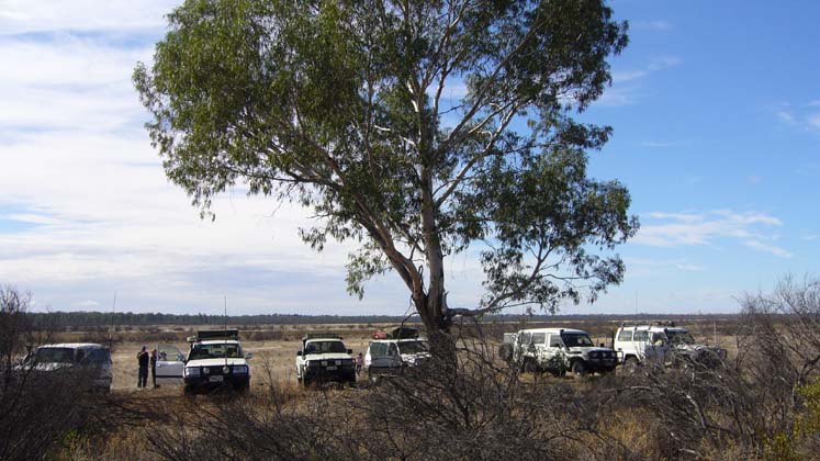 02-Views of the dry Lake Albacutya