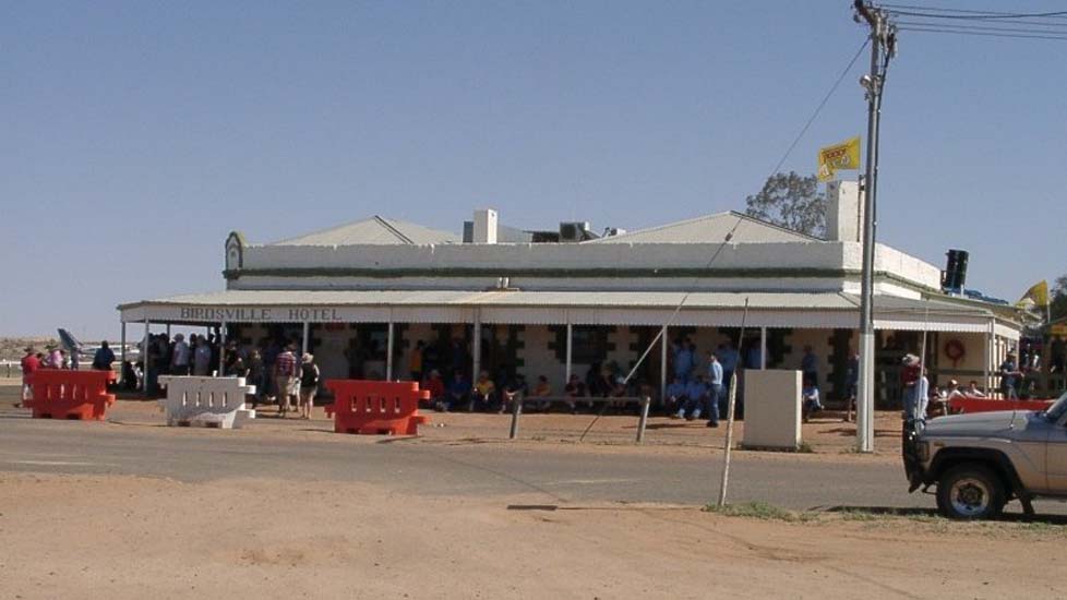 11 Birdsville Pub