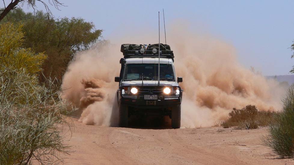 27-Big John hits the bulldust