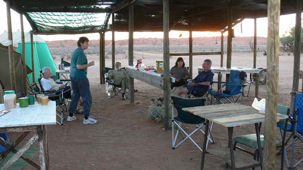 29-Happy hour at Old Andado